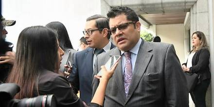 El abogado de Correa compró sin plata y derrocó la Casa Coloma