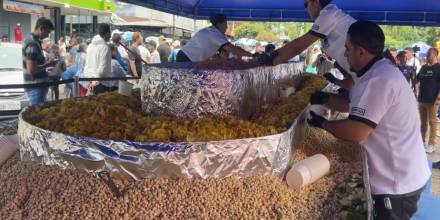 Puyo fue escenario del ceviche volquetero gigante