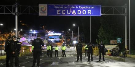 Gabinete de seguridad recomienda abrir fronteras a fines de enero