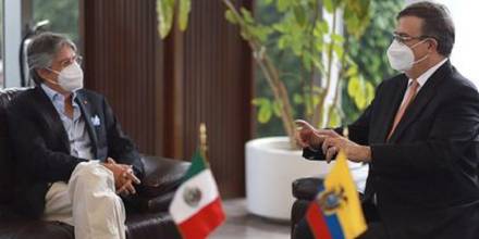 México comienza a conceder visados a ecuatorianos de forma ordenada