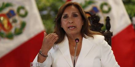 Presidenta de Perú decreta emergencia en fronteras para combatir criminalidad