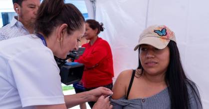 Campaña de vacunación comenzó en Quito 