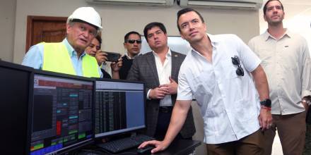 Noboa y Luque supervisaron la central térmica Doctor Enrique García