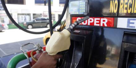 El precio de la gasolina Súper bajó 5 centavos