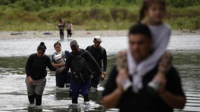 El ingreso de migrantes a Panamá a través de la selva del Darién cayó un 40 % 