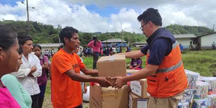 Familias damnificadas reciben asistencia humanitaria en Carchi