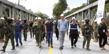 El puente delta sobre el río Lelia fue inaugurado