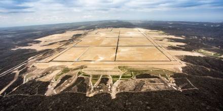 Gobierno de Ecuador analiza qué pasará con los activos de la Refinería del Pacífico