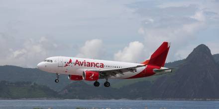 La aerolínea colombiana Avianca abrirá dos vuelos semanales Manta-Galápagos