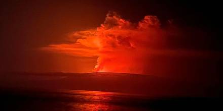 El volcán Fernandina, en Galápagos, inició un nuevo proceso eruptivo