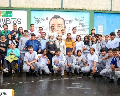 Un mural se inauguró en Cascales