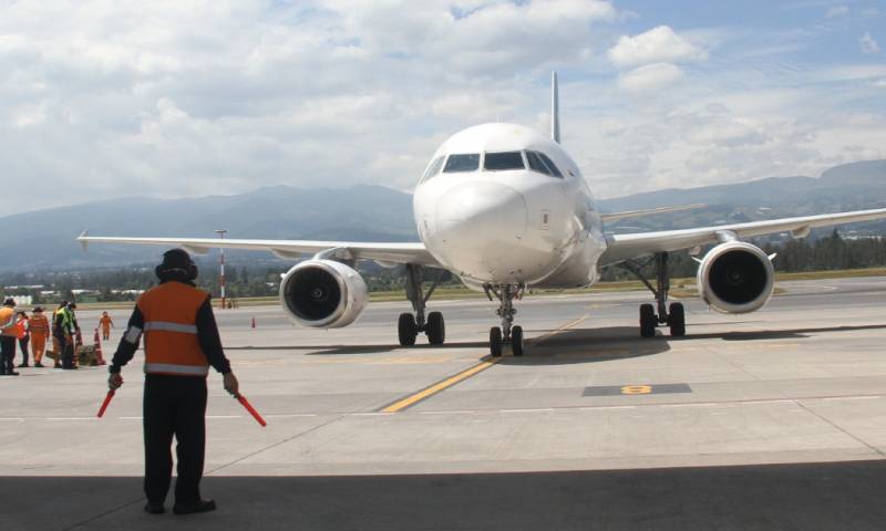 Ecuacondor operará las rutas Quito-Cuenca, Quito-Guayaquil y Quito-Manta / Foto: cortesía Ecuacóndor