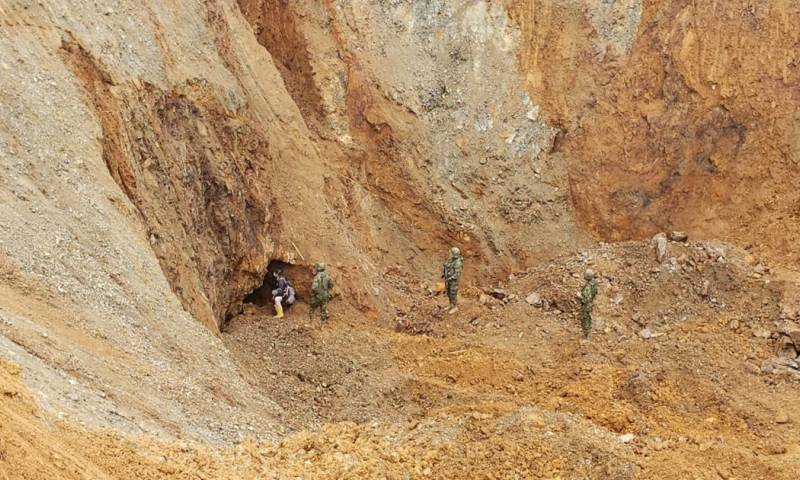 El sector minero ilegal en el país es lucrativo, con un estimado de entre $ 800 y $ 1,000 millones en 2022 / Foto: cortesía FF.AA.