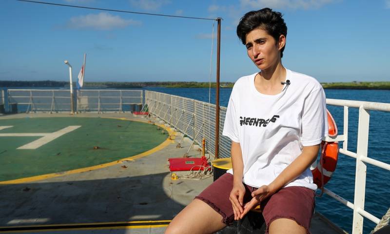Alba Flores, llegó a las Islas Galápagos para abogar de la mano de la organización ecologista Greenpeace / Foto: EFE