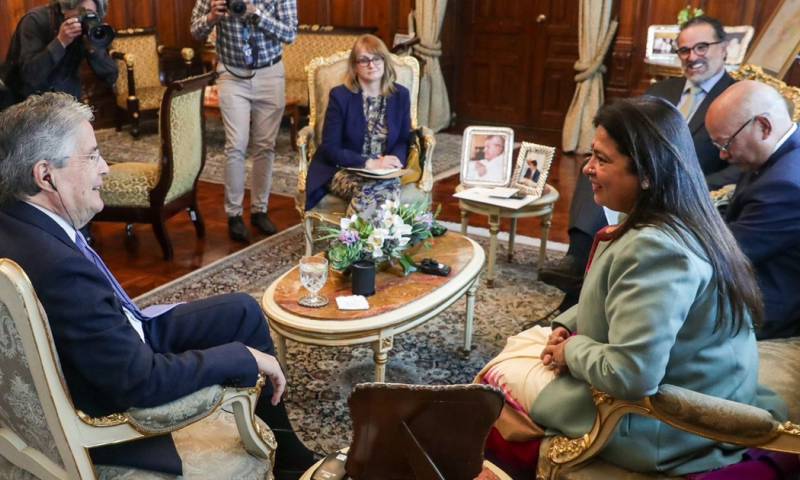 El presidente Guillermo Lasso recibió la visita de la canciller Meenakaskshi Lekhi / Foto: cortesía Presidencia