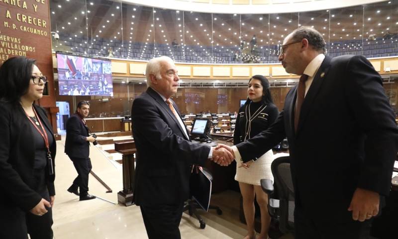 Fernando Santos compareció a la Asamblea Nacional el 25 de abril / Foto: cortesía Asamblea Nacional 