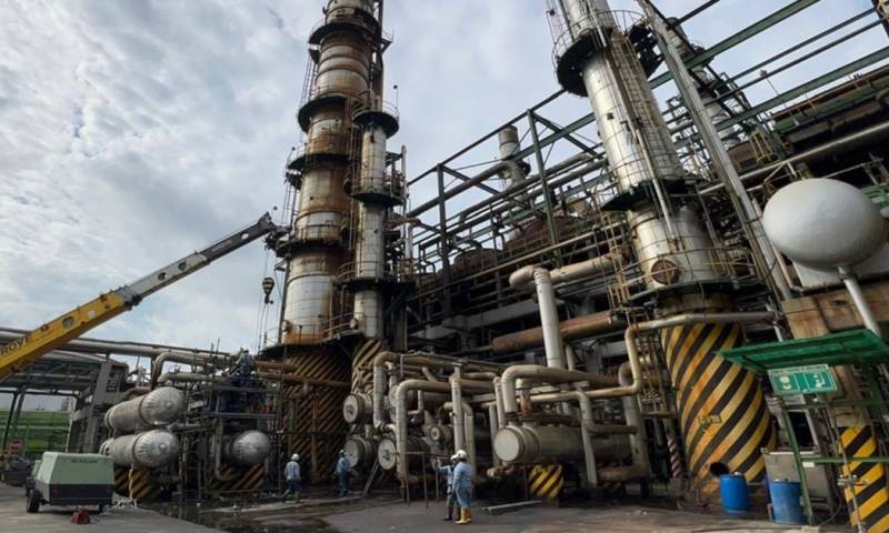 La refinería de Esmeraldas produjo cerca de 584.000 barriles de asfalto entre enero y julio / Foto: cortesía Petroecuador