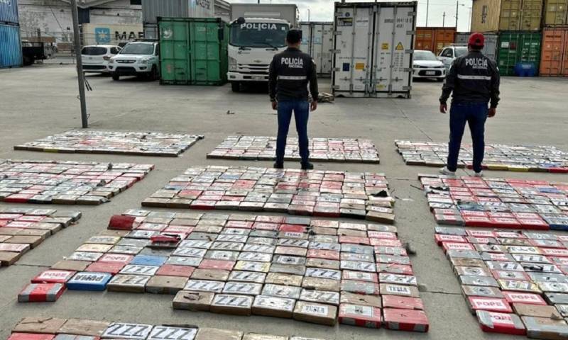 La incautación se suma a otra de más de una tonelada de cocaína en dos sendos operativos que se saldaron con alrededor de 500 kilos de esa droga cada uno/ Foto: cortesía Policía Nacional