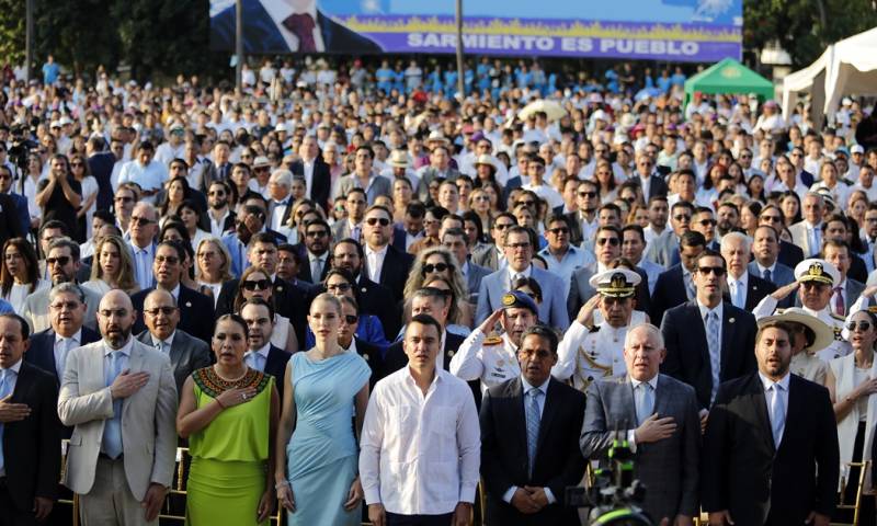 El presidente participó ayer en la sesión solemne por los 489 años de fundación de Guayaquil./ Foto: cortesía Presidencia