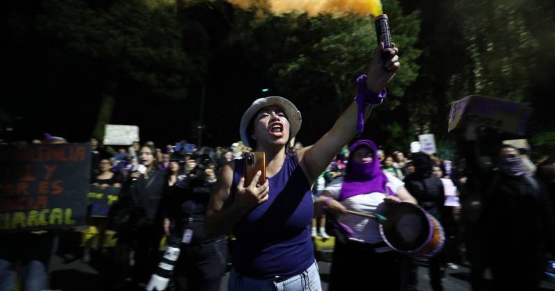 La marcha fue convocada por las organizaciones 'Mujeres por el cambio' y el 'Movimiento de mujeres diversas en resistencia' / Foto: EFE