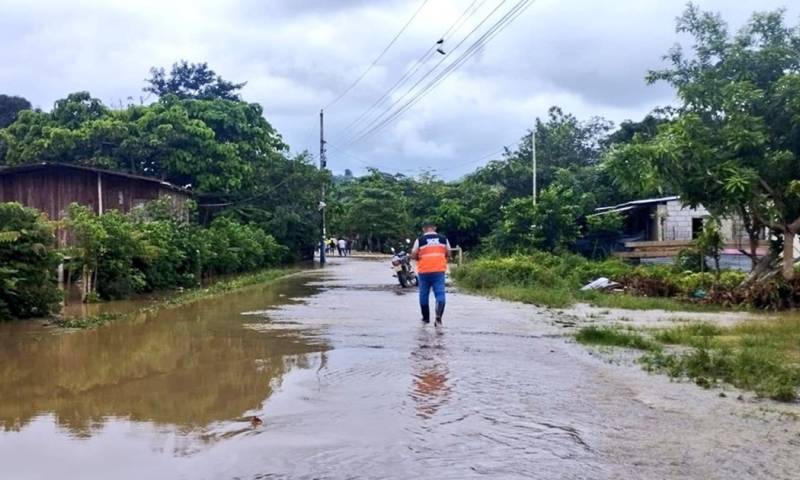  110 casas resultaron afectadas por el desbordamiento de ríos provocados por las fuertes lluvias / Foto: cortesía Secretaría de Gestión de Riesgos