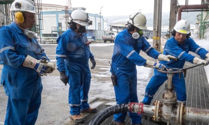 Una falla se registró en la unidad FCC de la Refinería de Esmeraldas / Foto: cortesía Petroecuador 