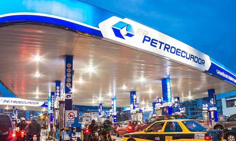 Las gasolinas Extra y EcoPaís valen $ 2,72 por galón desde el 28 de junio / Foto: cortesía Petroecuador