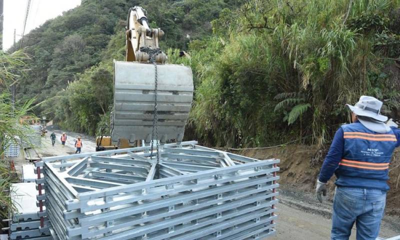 La instalación de esta estructura provisional tiene un costo de $ 285 mil / Foto: cortesía MTOP