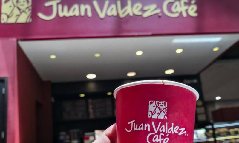 Juan Valdez, la reconocida marca de café colombiano, celebra un nuevo hito con la apertura de su tienda número 70 en Ecuador. / Foto: cortesía