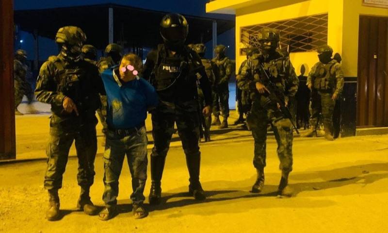 La Policía informó anoche que setenta personas han sido aprehendidas por los hechos de violencia en el país / Foto: cortesía Ejército ecuatoriano