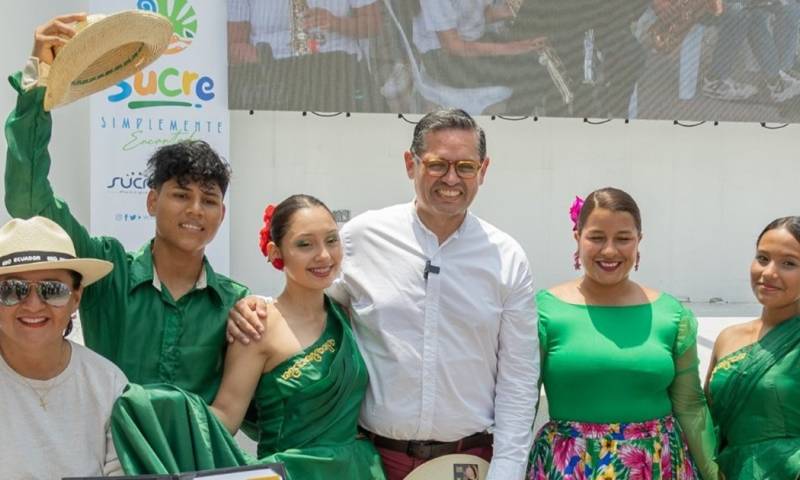 El ministro de Turismo, Mateo Estrella, participó en la entrega del reconocimiento / Foto: cortesía Ministerio de Turismo