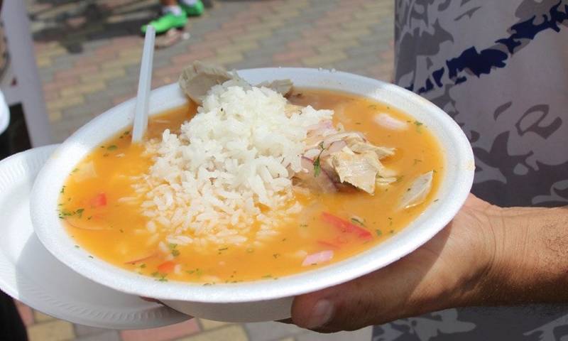  El encebollado es el plato más popular en Ecuador / Foto: cortesía Ministerio de Turismo