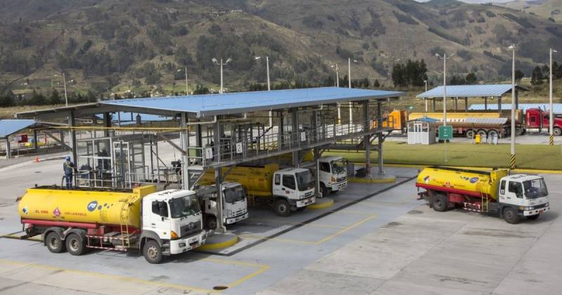 El combustible está llegando al Terminal Riobamba (Chimborazo) mediante tanqueros / Foto: cortesía Petroecuador