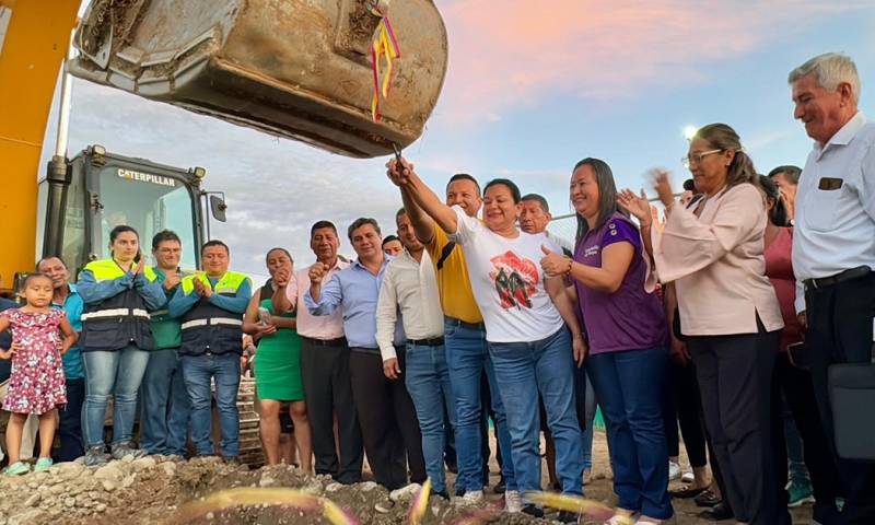 Isabel Enrríquez, presidenta del Consejo de la Amazonía (centro), participó en la ceremonia / Foto: cortesía Secretaría Técnica de la Amazonía