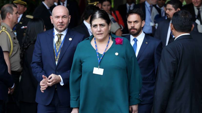 El secretario general de la organización, Haitham Al Ghais, se reunió con Fernando Santos, ministro de Energía y Mina / Foto: EFE